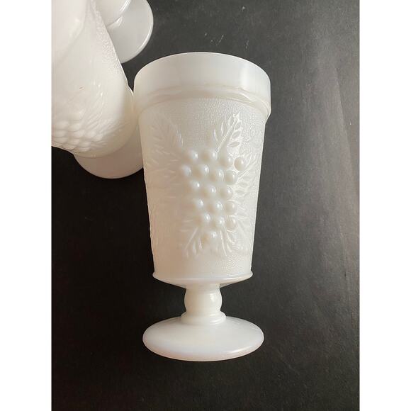 Set of 10 Footed Iced Tea Goblets - White Milk Glass Tumblers Embossed Grapes - Picture 8 of 10